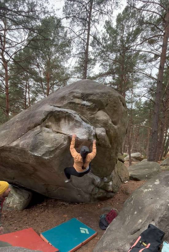Etoile rouge v3, Fontainebleau - Beta Video from Mahta