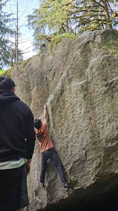 Typhoon v4, Squamish - Beta Video from Liam.grip.holds