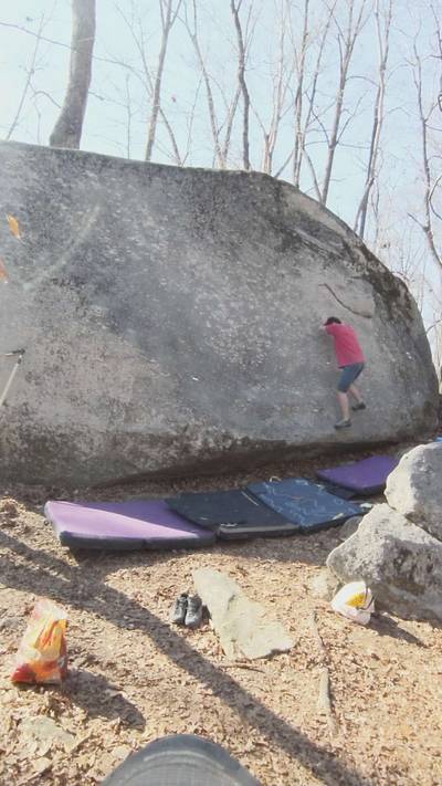 Yellow Wall Traverse v5, Boat Rock - Beta Video from tripledrizzle