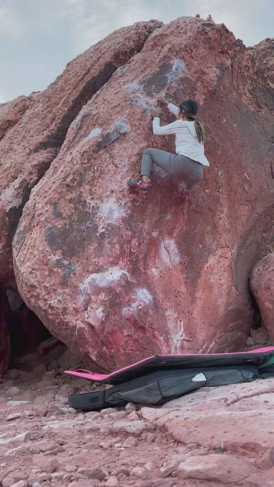 Southeast Face Sit v4, Red Rock - Beta Video from roan
