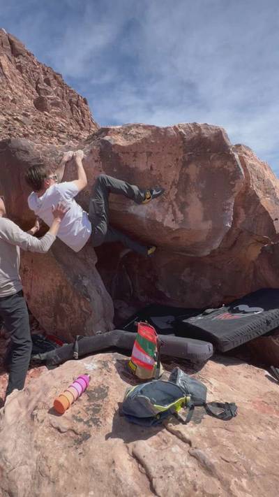 Butterfly Kiss v3, Red Rock - Beta Video from Mason.Dructor