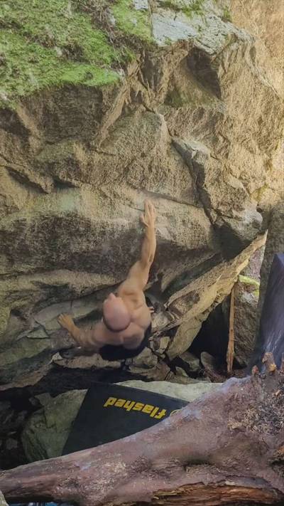 The Perfect Cave v11, Squamish - Beta Video from TooManyCooks