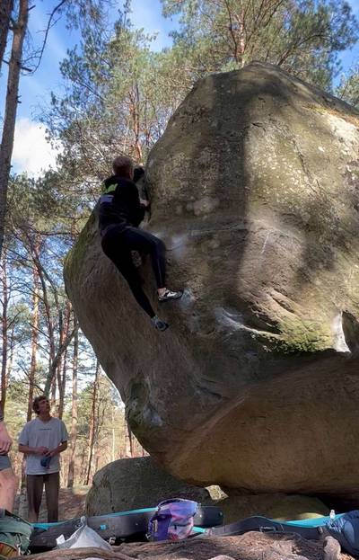 El Poussah v6, Fontainebleau - Beta Video from Austin