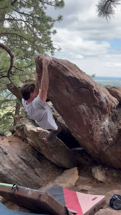 The Pillar v2, Flagstaff Mountain, CO - Beta Video from spooky.sends