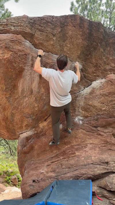 The Roof v0, Flagstaff Mountain, CO - Beta Video from spooky.sends
