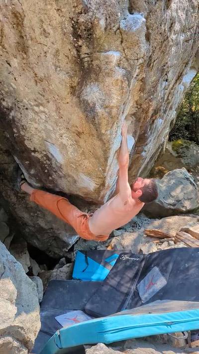 White Lion v8, Squamish - Beta Video from CiscoJ