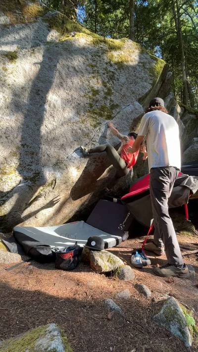 Finger Scoop of Peanut Butter v5, Squamish - Beta Video from mountainmarie