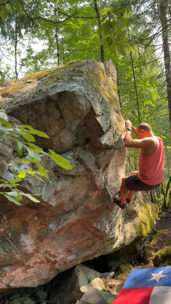 What a Beaut! v4, Squamish - Beta Video from sartoshi