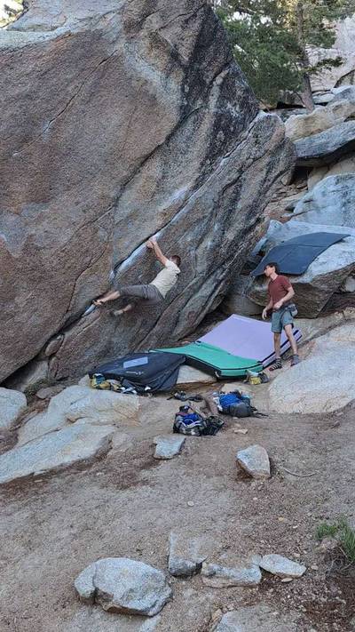 Right Gold Crack v5, Tramway - Beta Video from meez