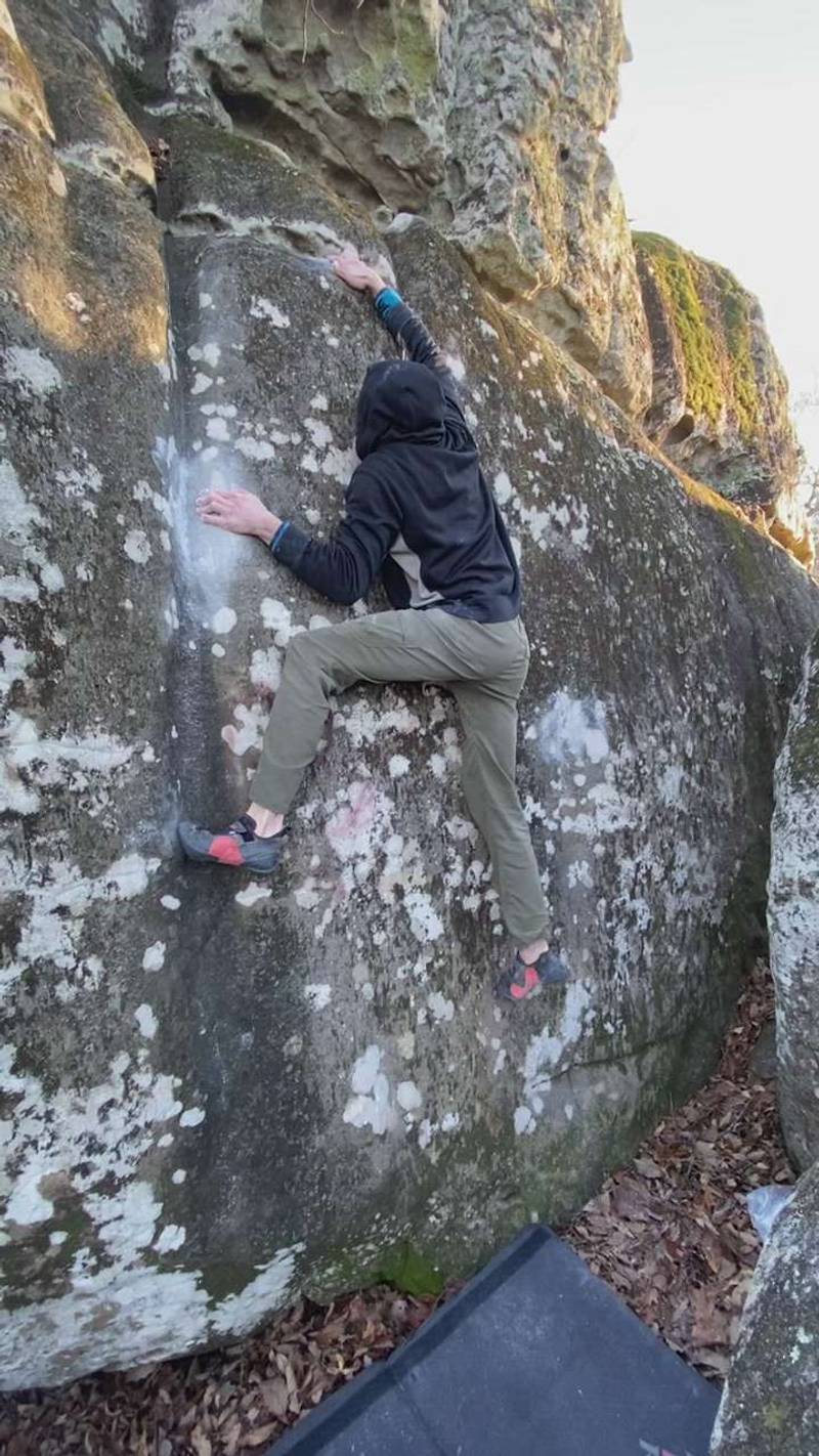 Pendulum v8, Hospital Boulders - Beta Video from JordanLovesHummies