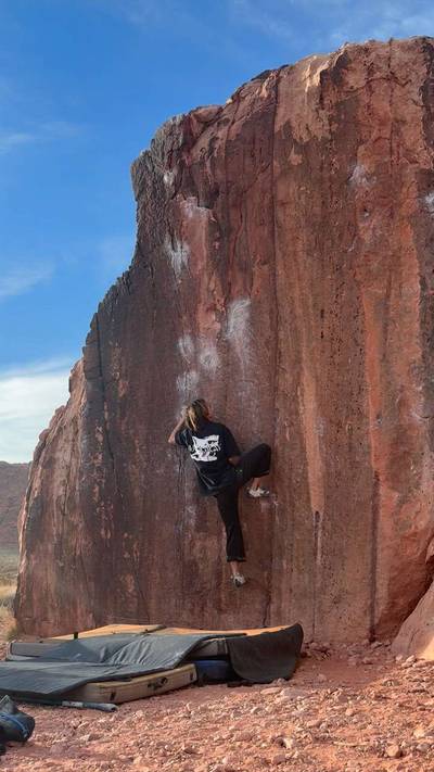 Pearl Necklace v6, Red Rock - Beta Video from cupnoods