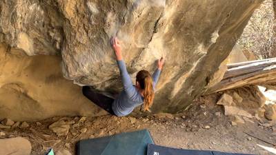 Electric Fence (center) v7, Joe's Valley - Beta Video from EmilyM
