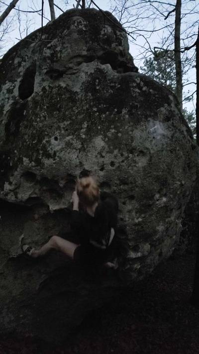 Cobble v5, Hospital Boulders - Beta Video from j.grit