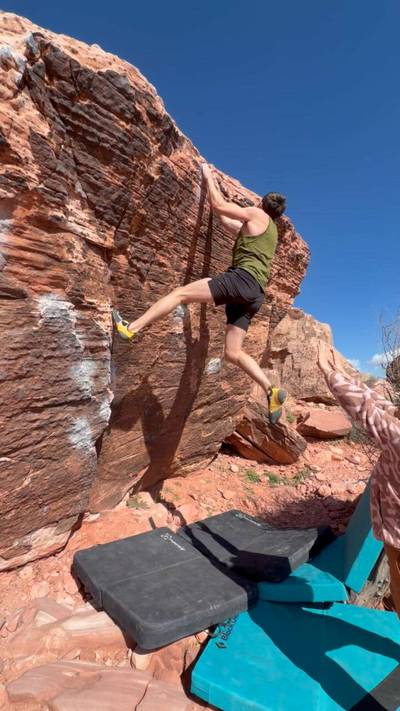 Dusty Coffee Sit v6, Red Rock - Beta Video from pierrebabin