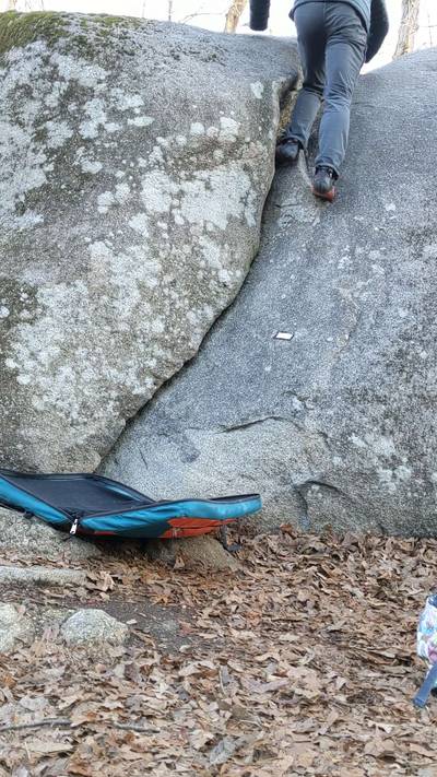 Tennis Shoe Crack vB, Boat Rock - Beta Video from GrandpaRick