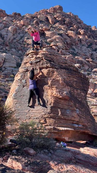 Bugs Bunny - Center v1, Red Rock - Beta Video from robynpetrik