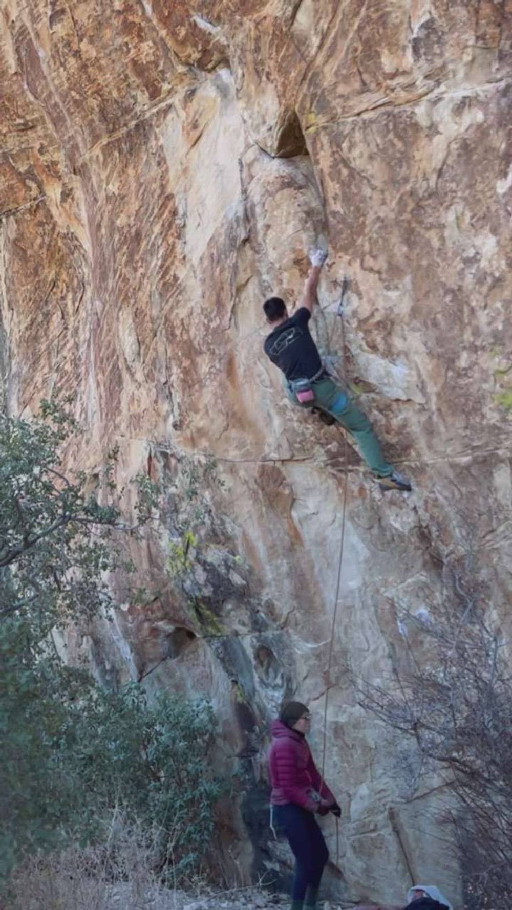 Ambushed 5.13a, Red Rock - Beta Video from philemonster