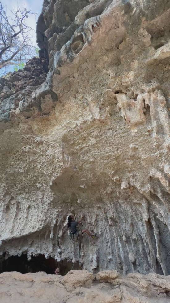 Body Wax 5.12b, Reimer's Ranch - Beta Video from bingbongclimbing