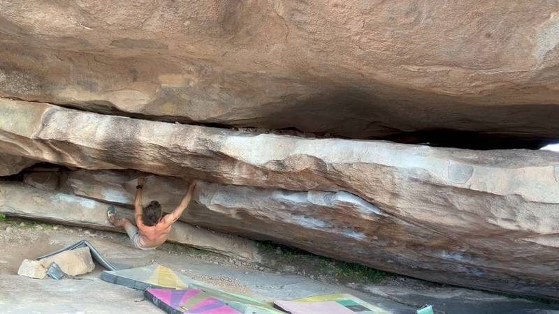 Sloth Walker v2, Hueco Tanks - Beta Video from Canglim52