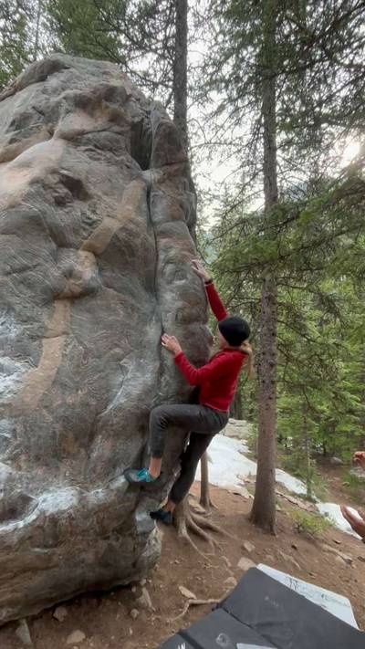Warm Up Arete v3, Guanella Pass - Beta Video from escalade_anne