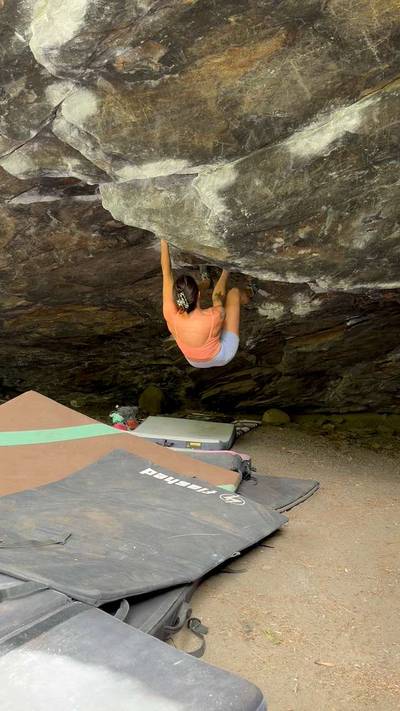 Schist Cave v10, Leavenworth - Beta Video from lauramarie43
