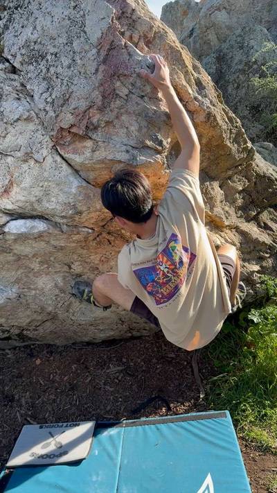 Ape Overhang v2, Berkeley - Beta Video from quyMidtbo