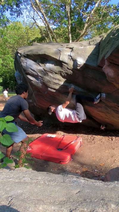 Koma's Roof v10, New York City - Beta Video from Etan