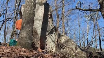 Pocket Arete v4, Hospital Boulders - Beta Video from sarahrara