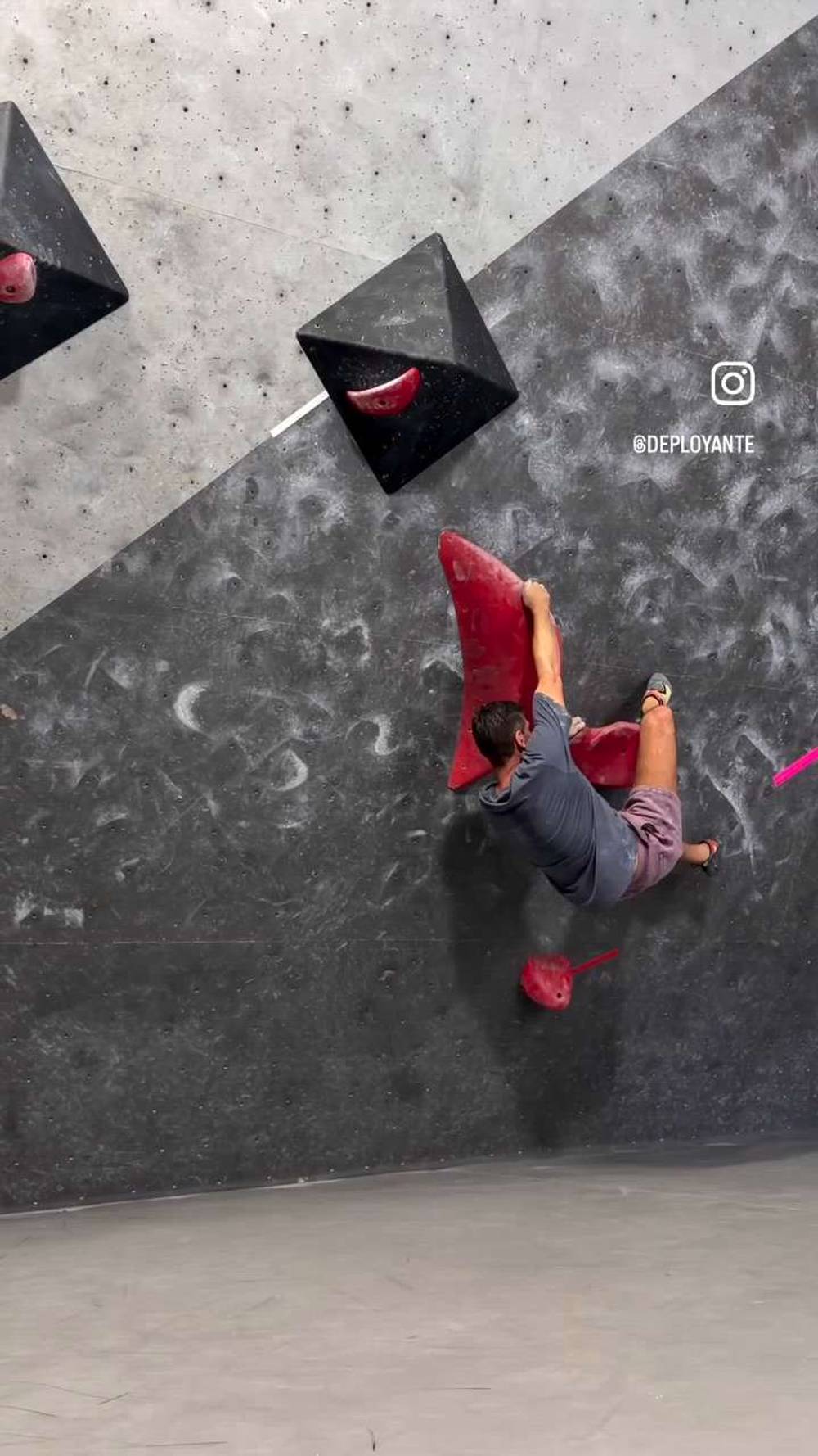 Red Medium Feature, Boulder, Black Rock Bouldering Gym - Beta Video from Deployante