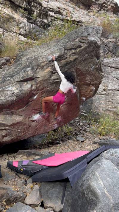 Aqua Huck v5, Clear Creek Canyon - Beta Video from inaclimbs