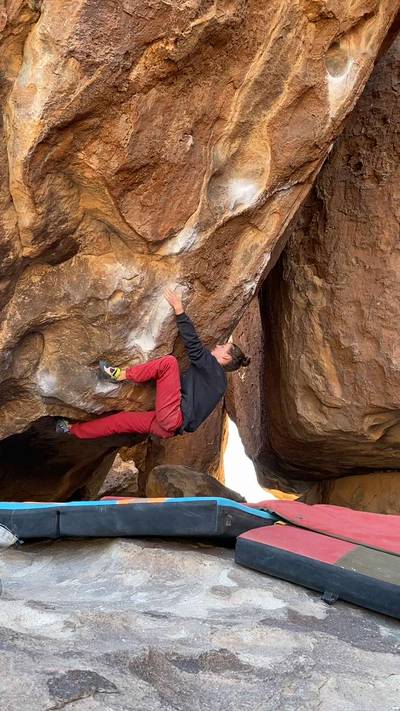 Barefoot on Sacred Ground v11, Hueco Tanks - Beta Video from rosalind