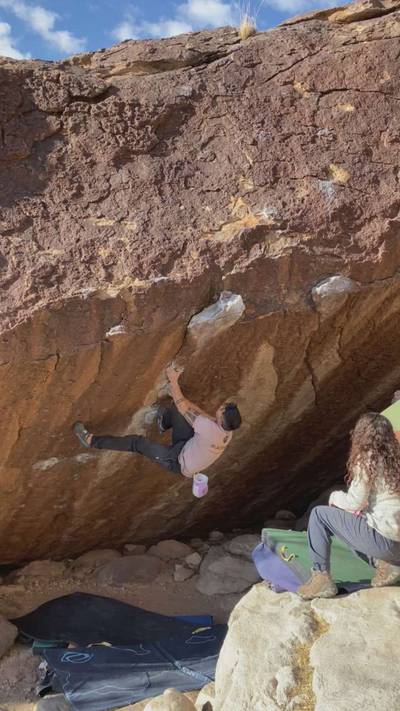 Hobbit in a Blender v5, Hueco Tanks - Beta Video from rawnzhaus