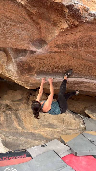 Moonshine Roof v4, Hueco Tanks - Beta Video from bellyboop