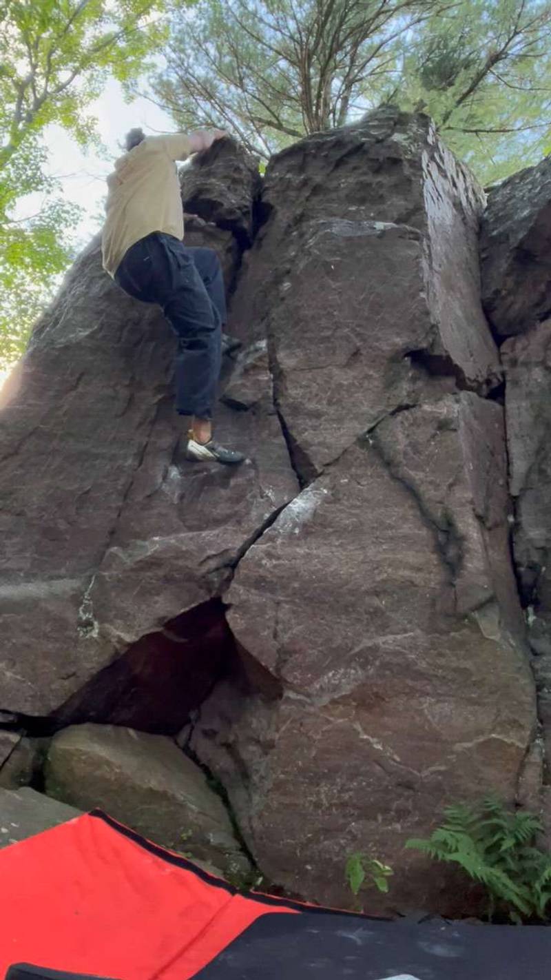 Haunting Warmup v0, Devil's Lake - Beta Video from bigpunt