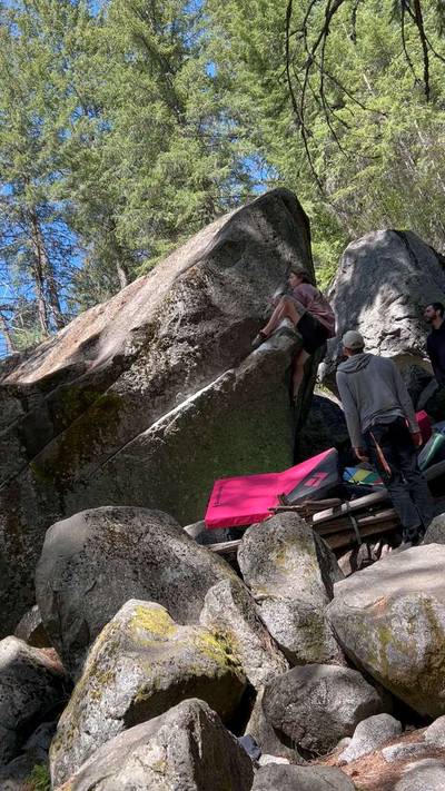 Gaze of the Grasshopper v4, Leavenworth - Beta Video from jakenoc.climbs