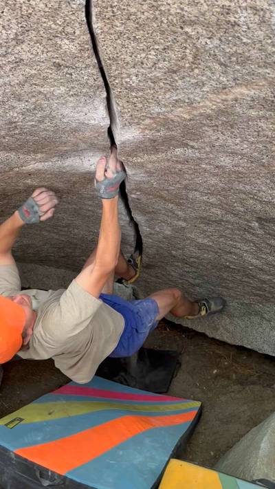Bachar Cracker v4, Yosemite Valley - Beta Video from AndrewSpiars