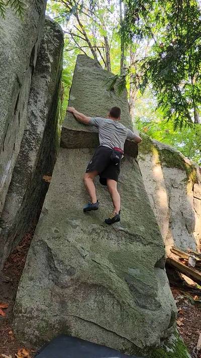 Easter Island (Godman Creek) v1, Vancouver - Beta Video from CarsonClimbs