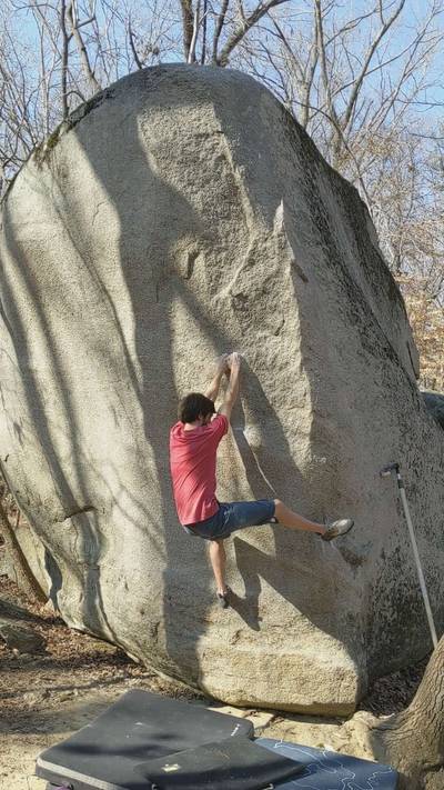 Yellow Wall Arete v4, Boat Rock - Beta Video from tripledrizzle