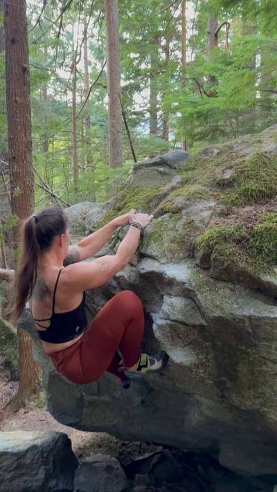 Pulling Teeth v4, Squamish - Beta Video from mountainmarie