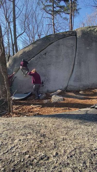 Easy Crack Traverse v2, Boat Rock - Beta Video from wild_flow3rs