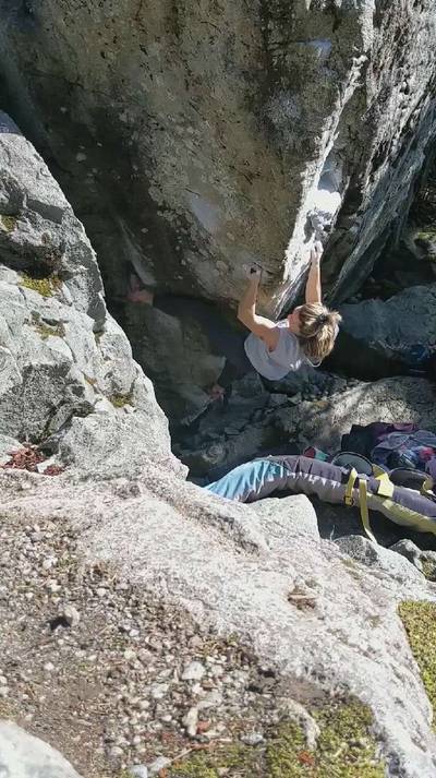 White Lion Low v10, Squamish - Beta Video from ashley