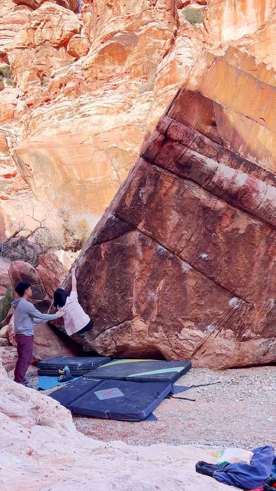B Team Arete Sit Variation v5, Red Rock - Beta Video from mineralpursuits