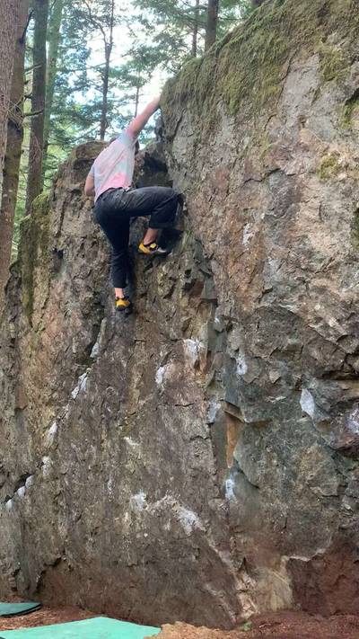 Warm Up v0, North Bend - Beta Video from Izlop