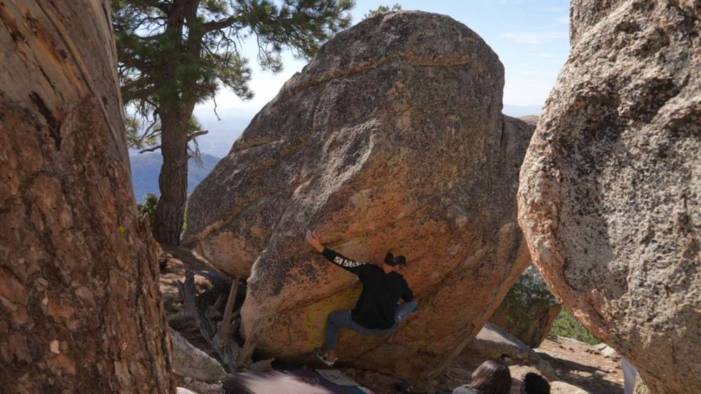Cube Left Arete v4, Black Mountain - Beta Video from breakingbeta
