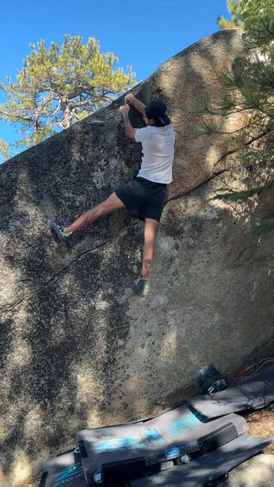 The Brit and the Pendulum v7, Black Mountain - Beta Video from breakingbeta