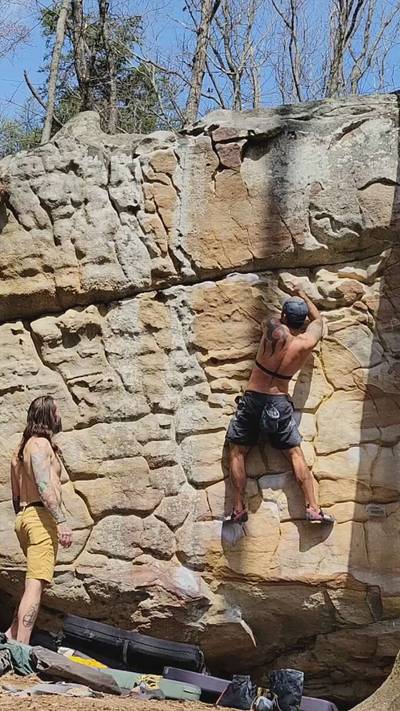 The Big Much v4, Stone Fort - Beta Video from diego_climbs_