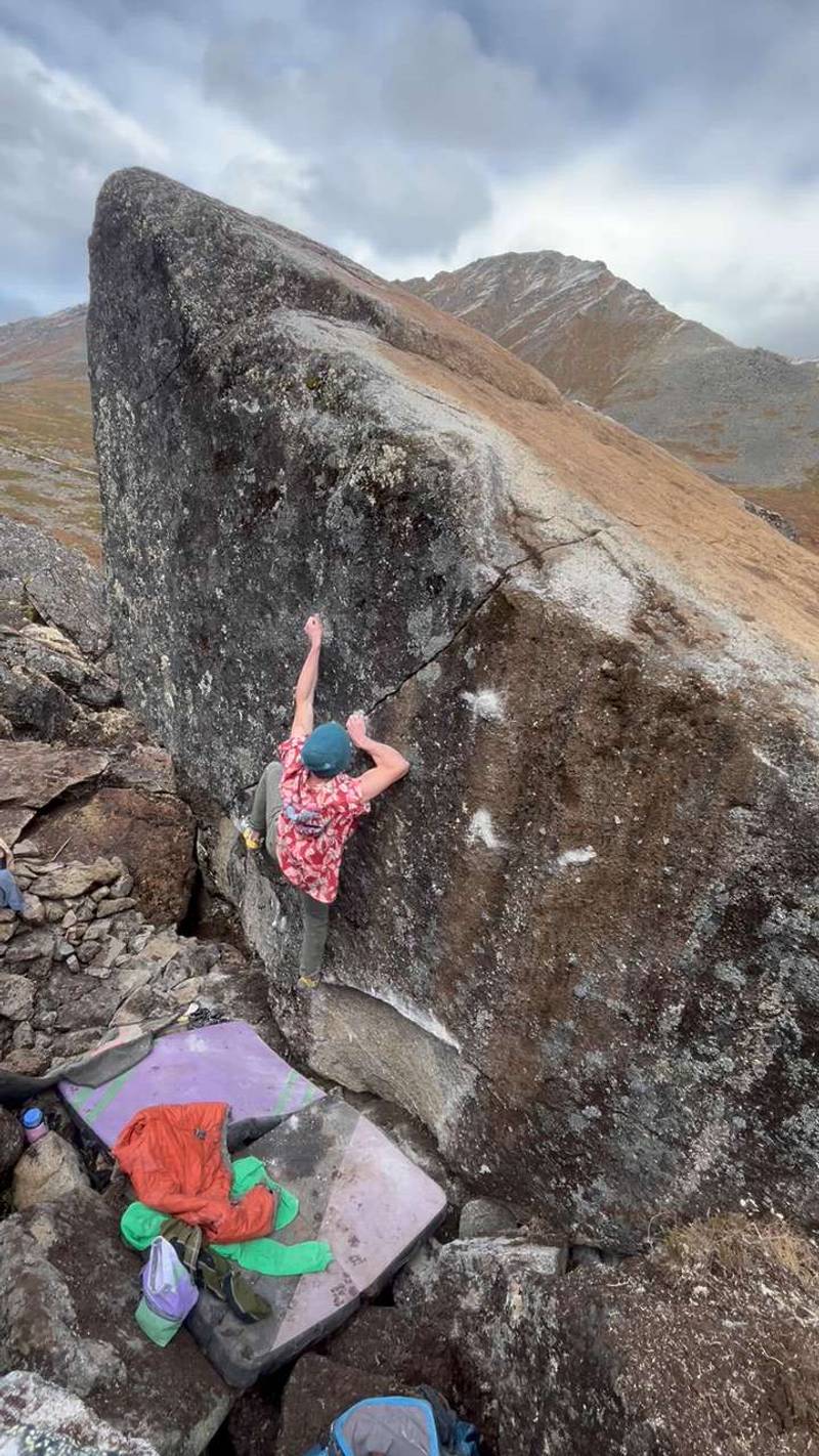 Doses and Mimosas v10, Hatcher Pass - Beta Video from LousyClimber