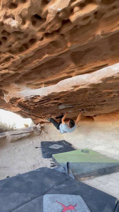 Hobo Habitat v6, Moe's Valley - Beta Video from sam.meow