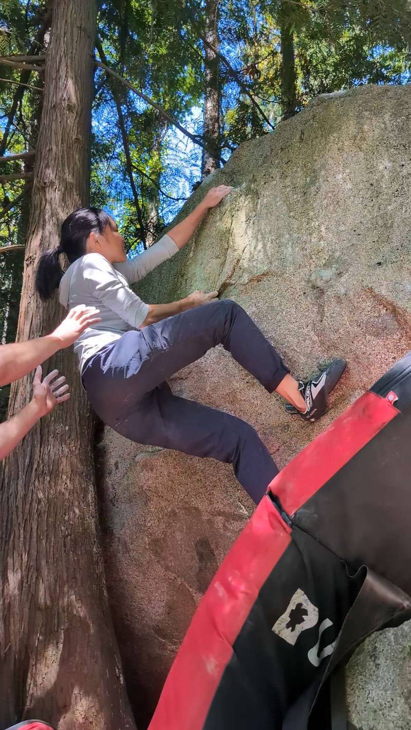 Dolly Heel v8, Vancouver - Beta Video from MariaCrusher