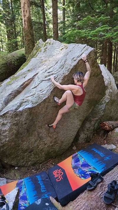 Slap, Don't Crimp v1, Squamish - Beta Video from climbthatdee